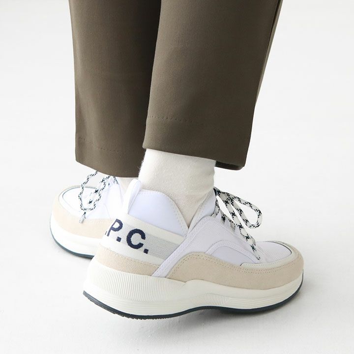 A.P.C.(アーペーセー) RUN AROUND スニーカー(RUNAROUND)の通販｜NEWS