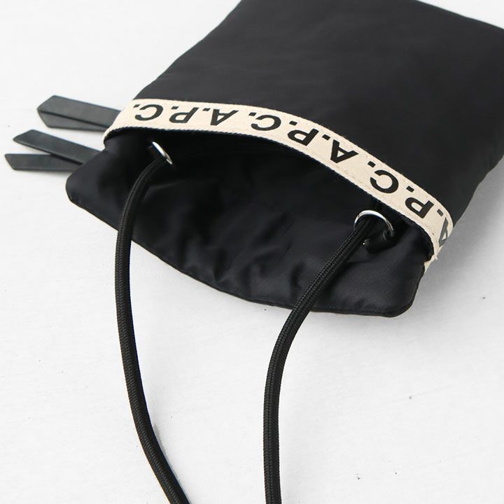 A.P.C.(アーペーセー) Repeat ネックポーチ(NECKPOUCHREPEAT)の