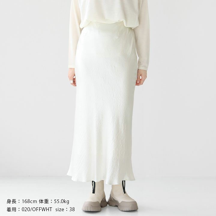 SACRA(サクラ) アセテートサテン スカート(123618121)の通販