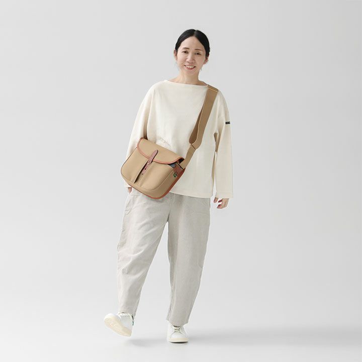 新品下げ札付き！NARU コーデェロイエッグパンツ オフホワイト NARU(ナル) 8Wコーデュロイ エッグパンツ(650875)の通販｜NEWS