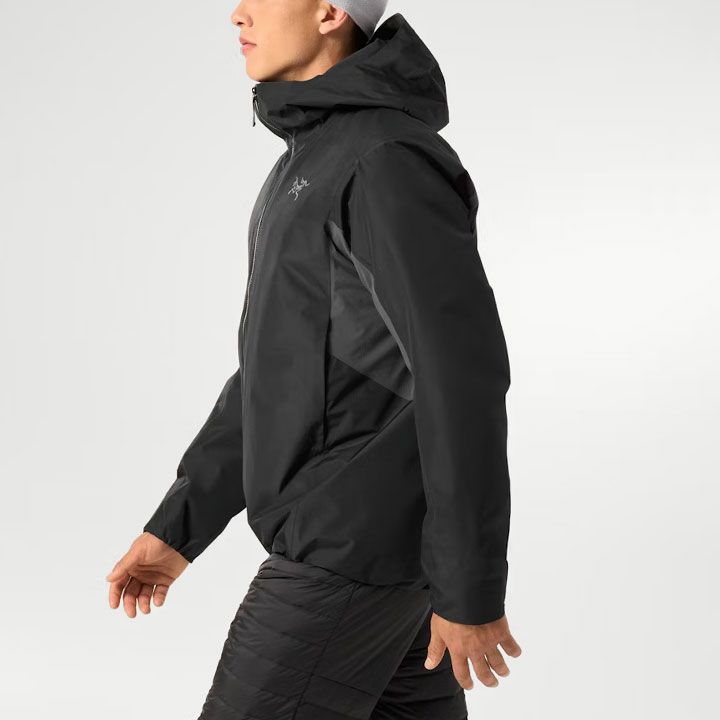 アークテリクス　ソラノインサレーテッドフーディウィメンズ　ブラック　XS アークテリクスソラノインサレーテッドフーディウィメンズブラックXS